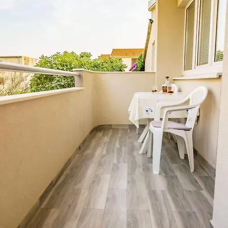 Apartman Vukadin Apartmán *