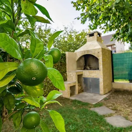 Apartman Vukadin 아파트 Kaštela